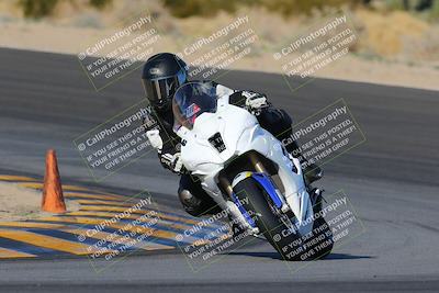 media/Dec-18-2022-SoCal Trackdays (Sun) [[8099a50955]]/Turn 10 (140pm)/